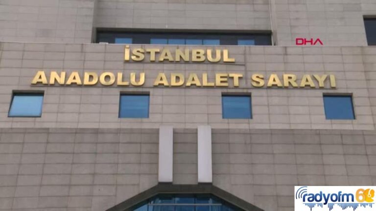 ‘EHLİYET ALAMADIN’ KAVGASINDA BABASININ BOĞAZINI MAKET BIÇAĞIYLA KESTİ