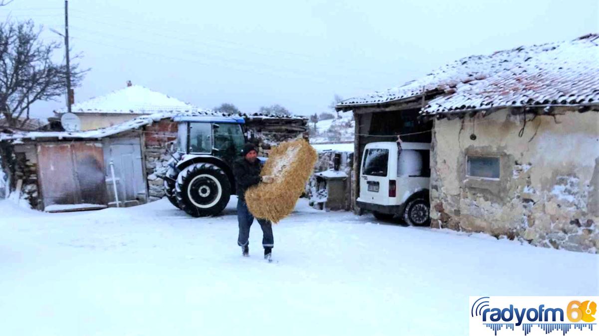 Kış mevsiminde köyde yaşam