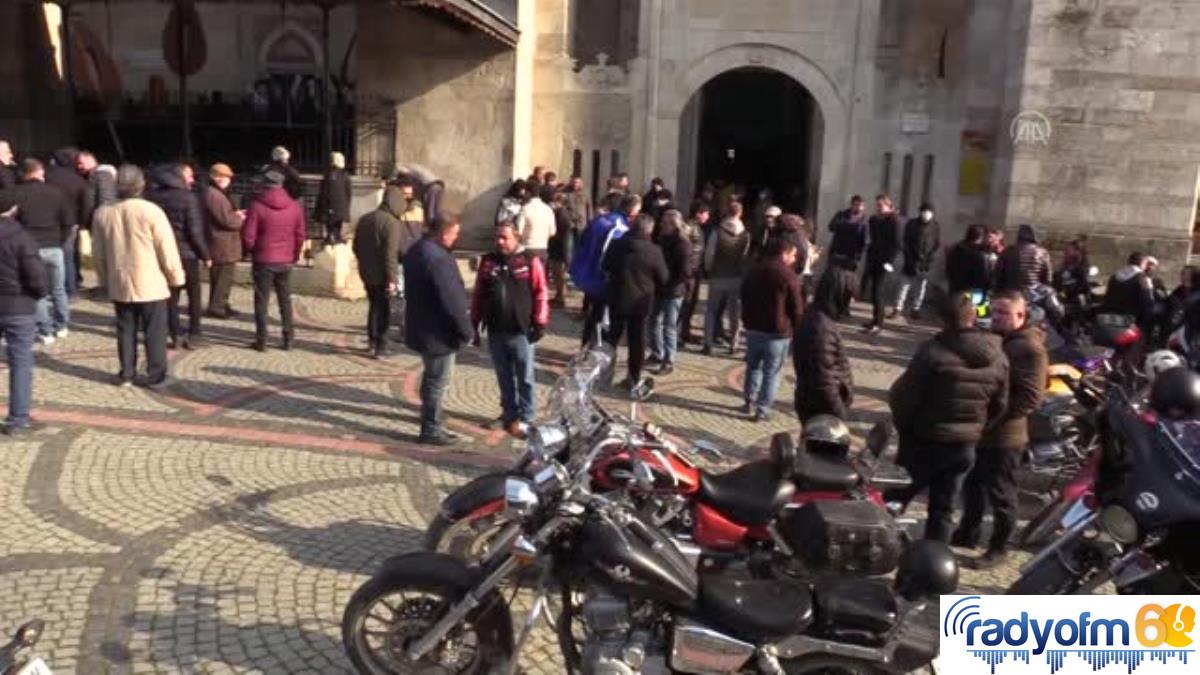 Arkadaşının attığı tokat nedeniyle yaşamını yitiren motosiklet tutkunu kişi defnedildi