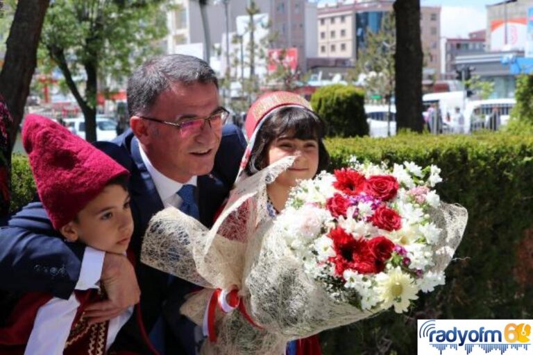 Van’ın yeni valisi Ozan Balcı, göreve başladı