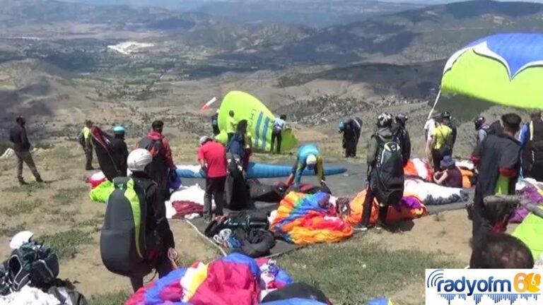 Türkiye Yamaç Paraşütü Mesafe Şampiyonası Tokat’ta sürüyor