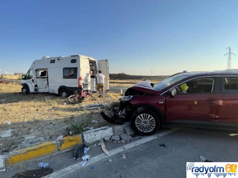 Cip ile karavan kavşakta çarpıştı: 1’i bebek 7 yaralı