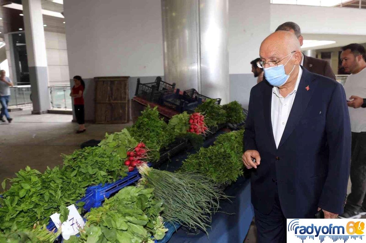 Tokat haberleri: Başkan Yaşar pazar esnafını ziyaret etti
